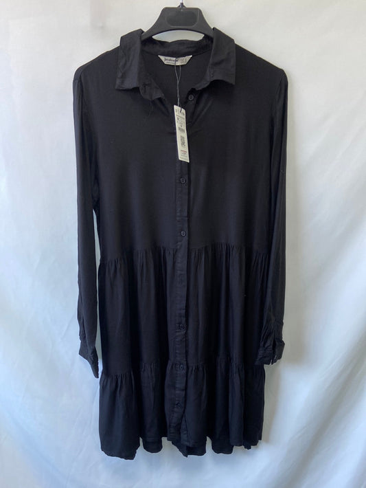 STRADIVARIUS.Black shirt dress TM
