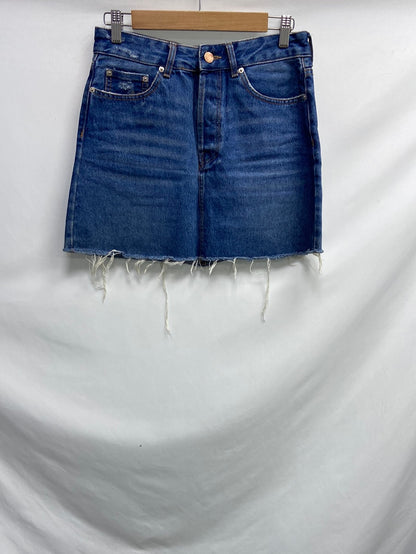 BERSHKA. Falda vaquera deshilachada T. u (36)