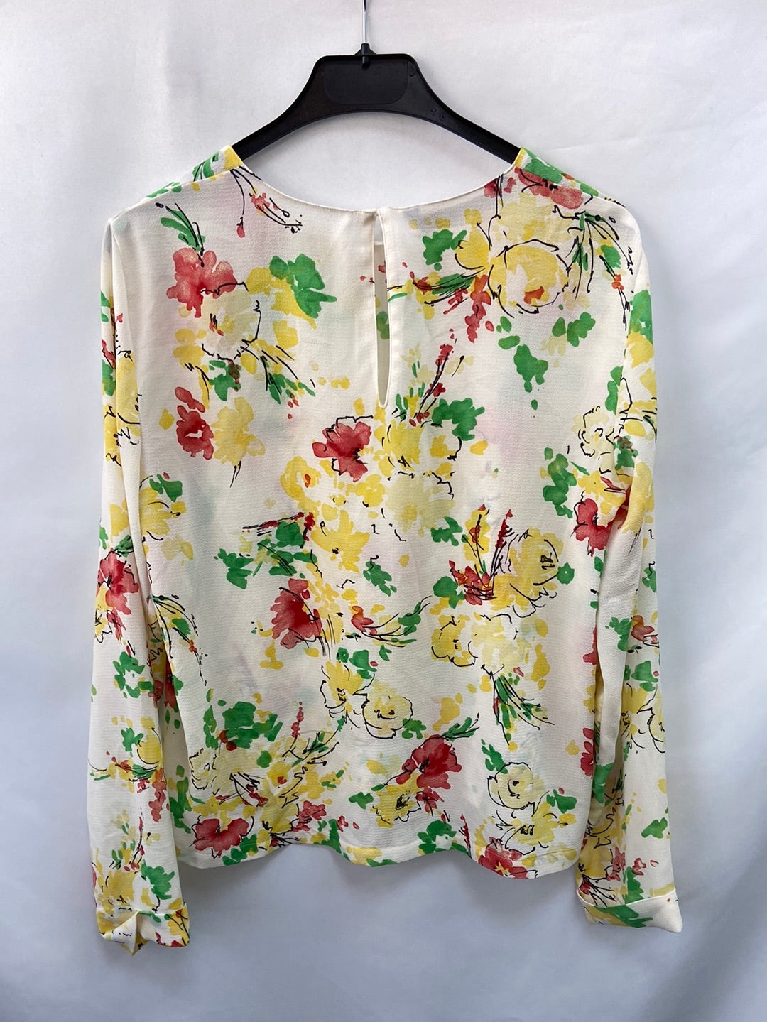 ZARA. Floral blouse Tm