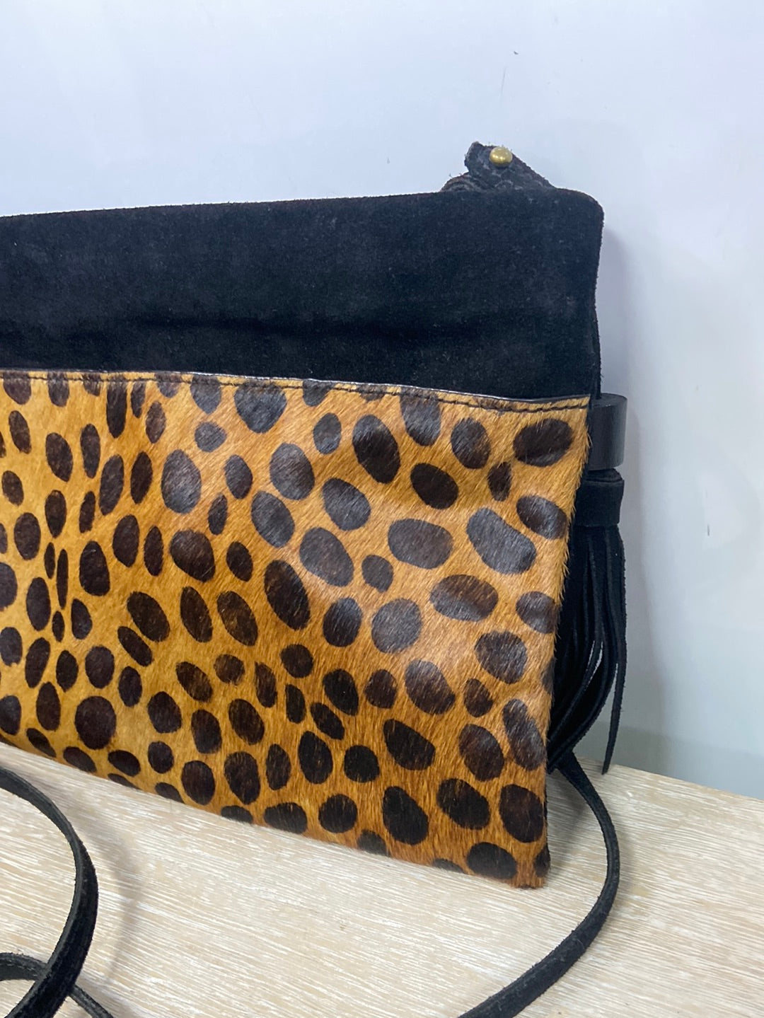 MANGO.Bolso piel animal print