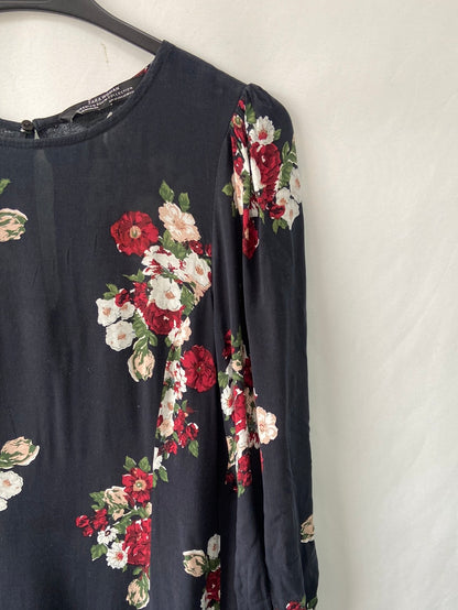 ZARA.Vestido corto azul flores T.XS