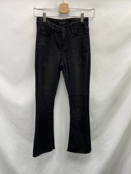 ZARA. Flared jeans size 34