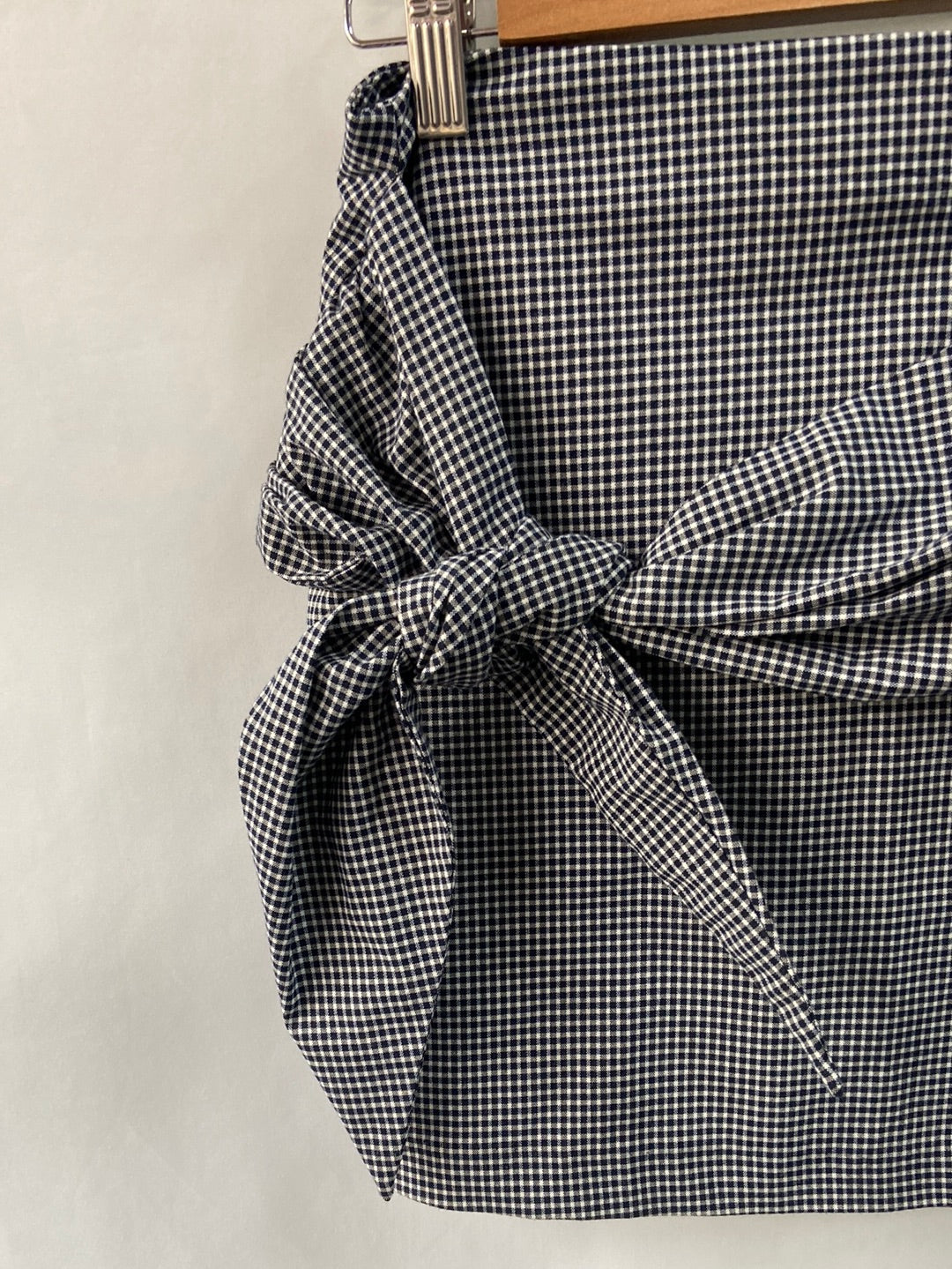 MANGO.Falda corta nudo T.s