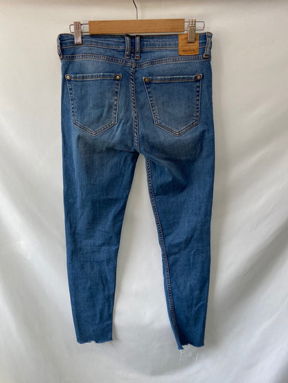 MANGO. Ripped skinny jeans, size 36