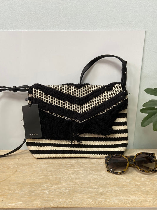 ZARA.Bolso tela trenzado