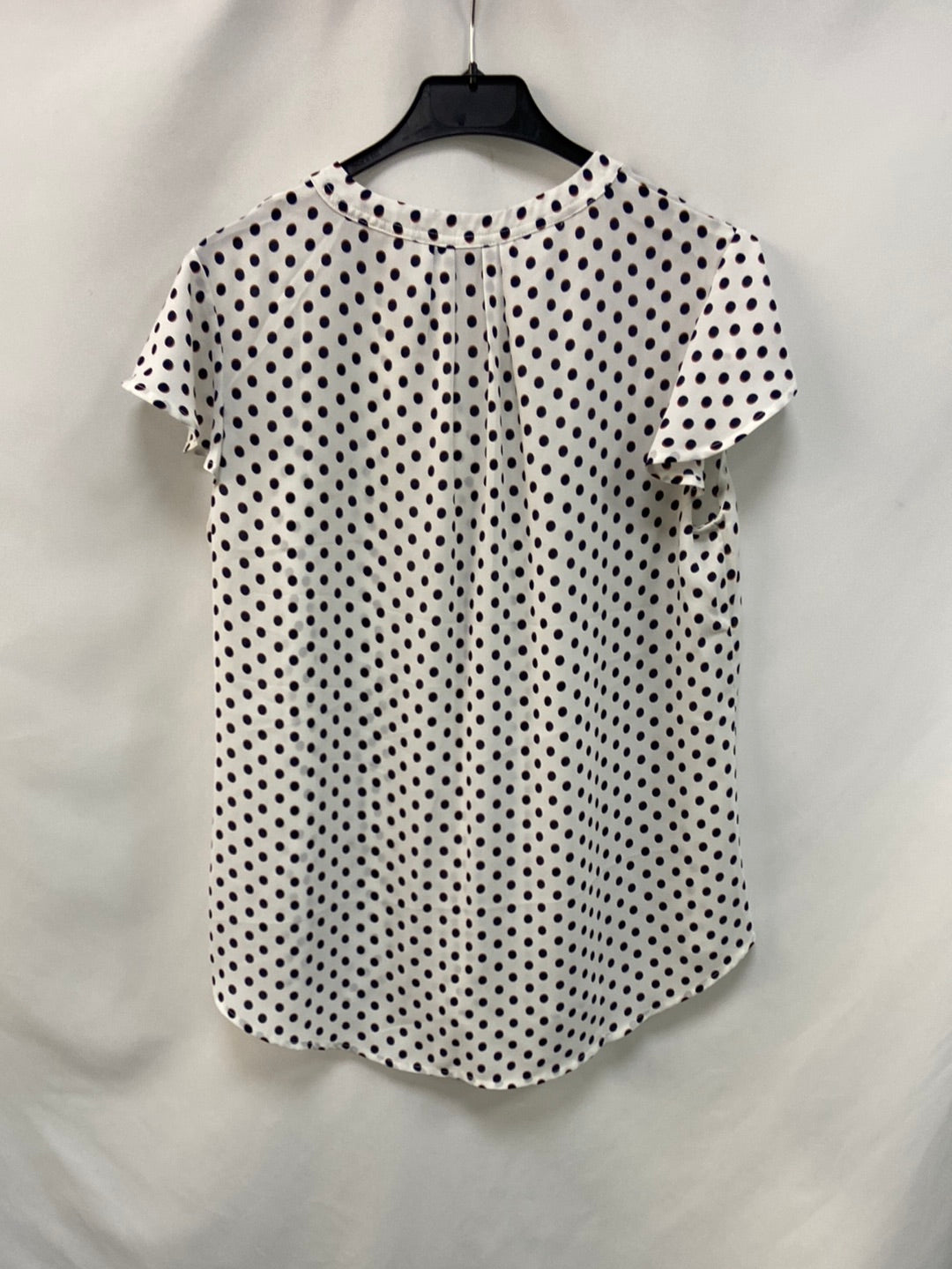 CORTEFIEL. Blusa blanca lunares T.m