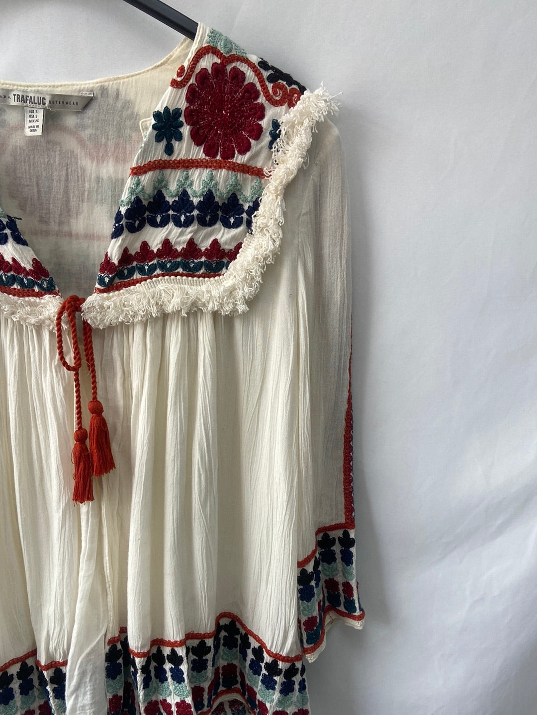 ZARA.Blusón bordado T.S