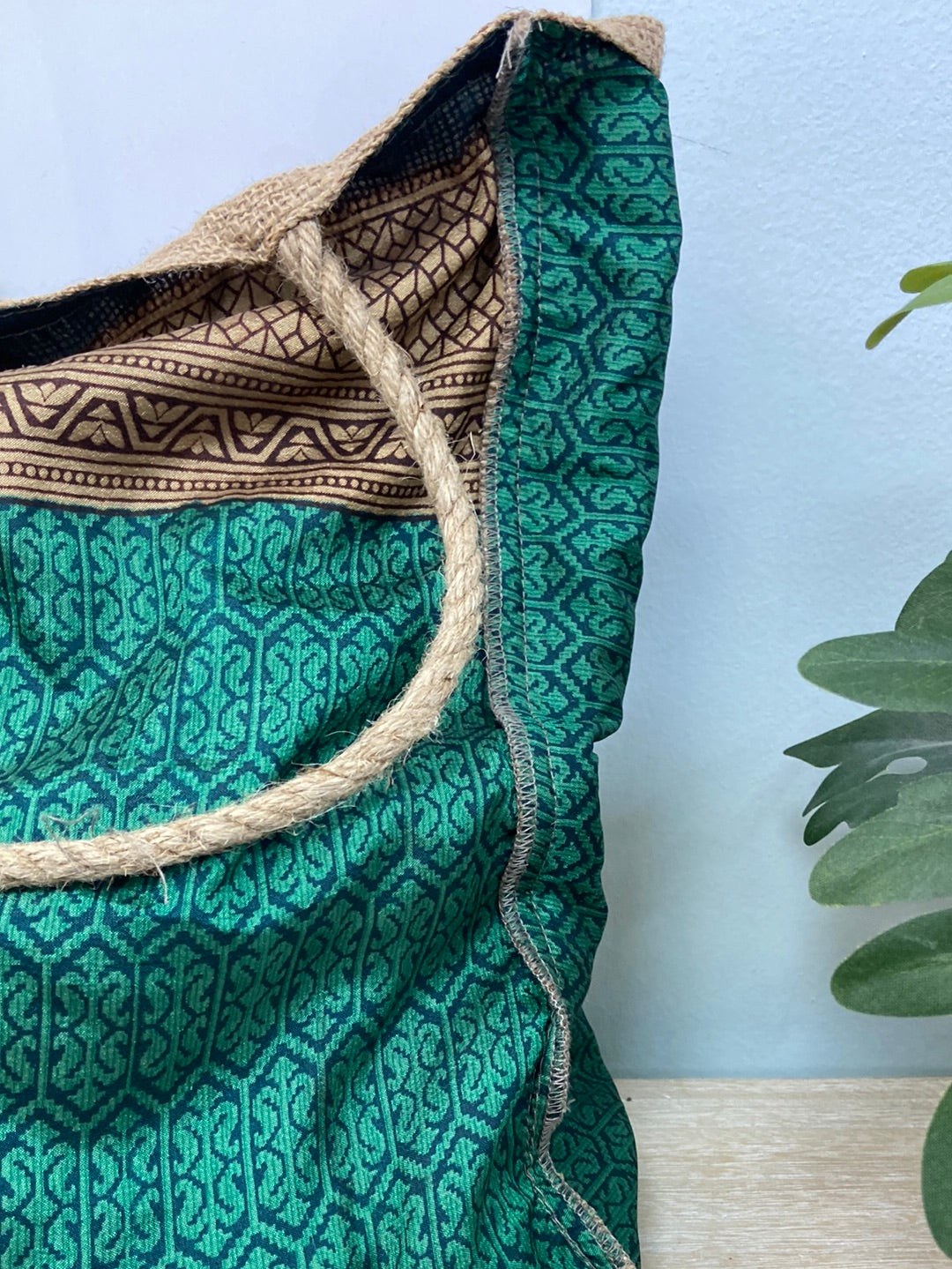 OTRAS.Bolso playero verde tela