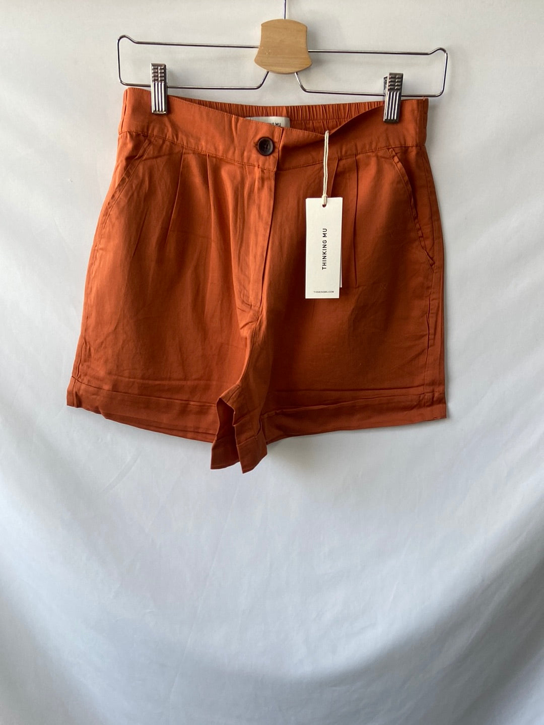 THINKING MU. Shorts fluido teja T.s