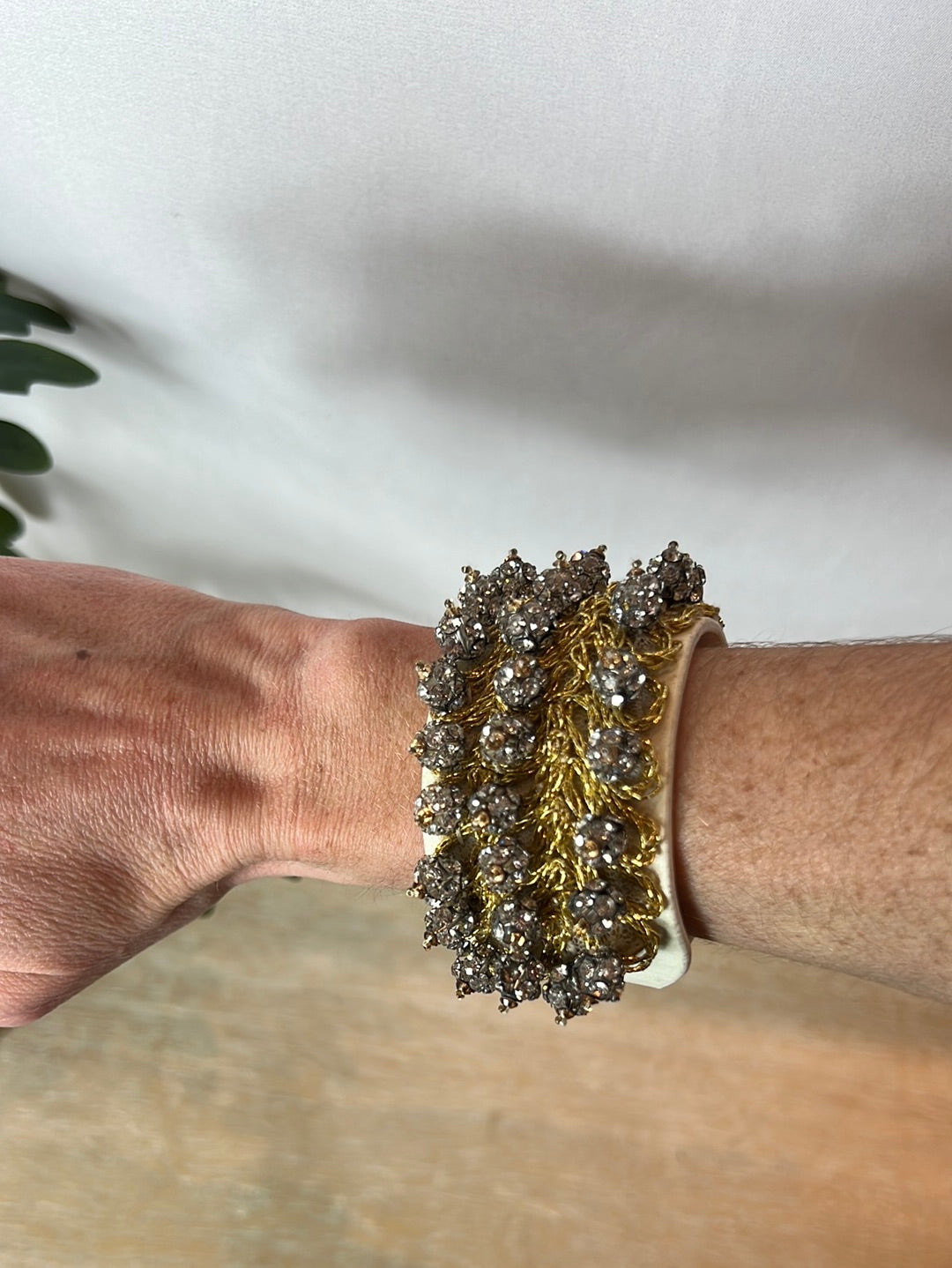 ERMANNO SCERVINO. Pulsera piel pedrería