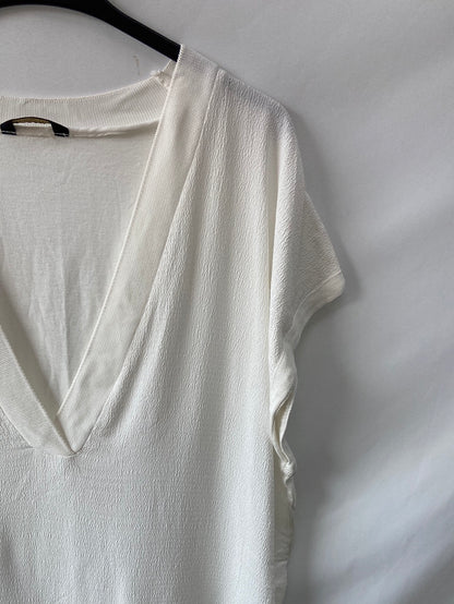 MASSIMO DUTTI.Blusa/camiseta doble textura T.M/L