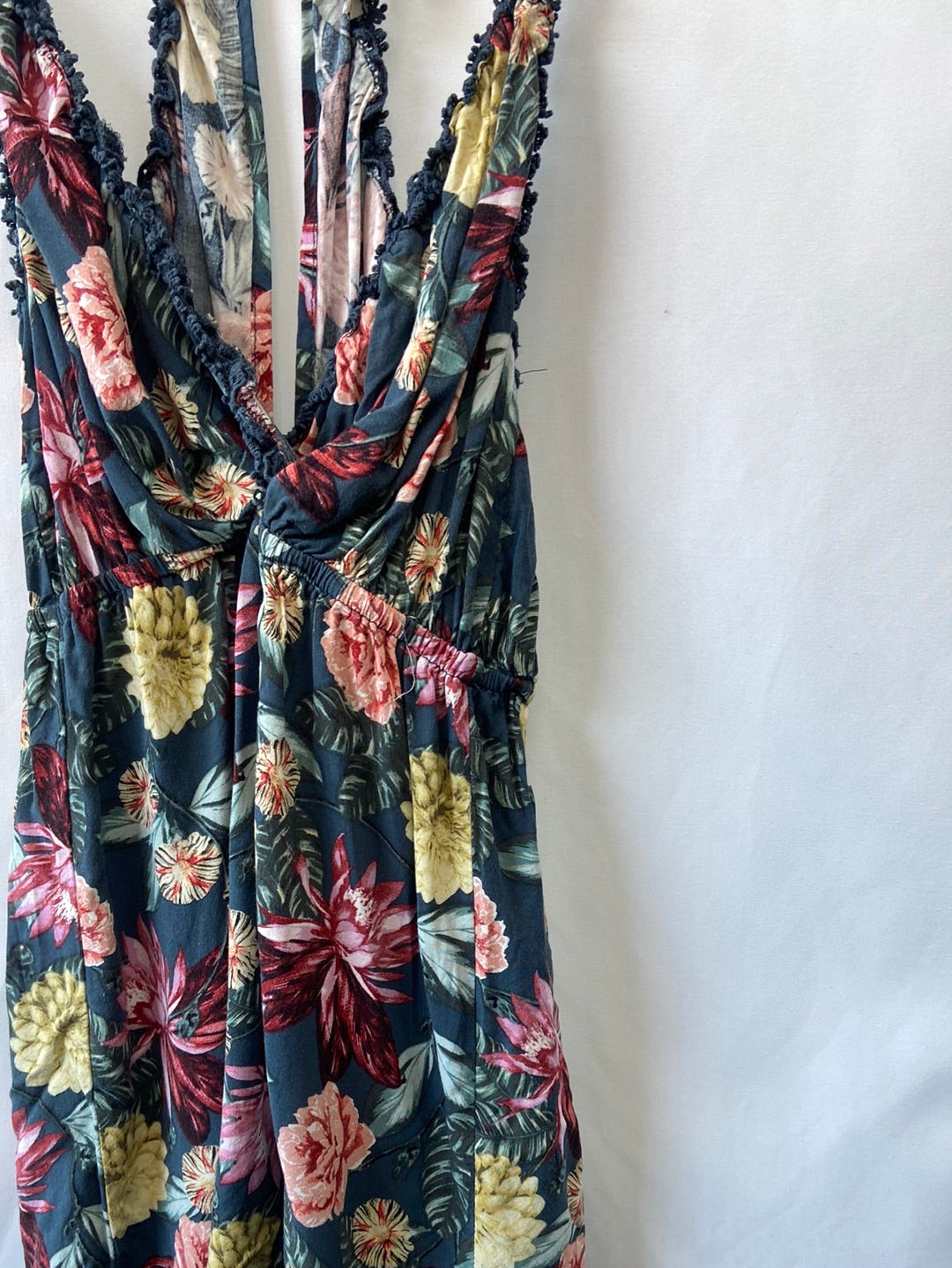 PULL&amp;BEAR. Short floral jumpsuit TM(s)