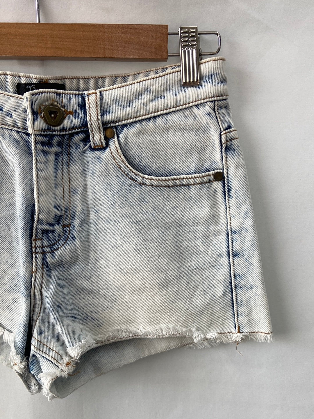 BRISA. Shorts efecto lavado T.38