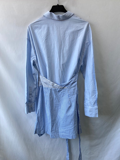 ZARA.Vestido camisero con falda Cruzada T.XS