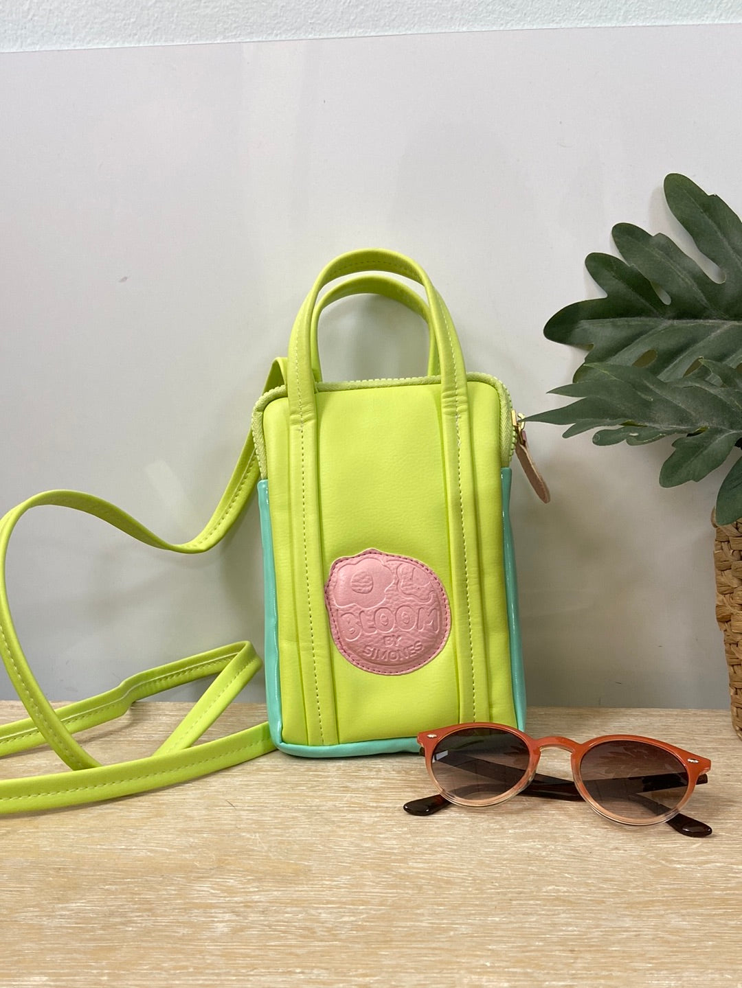 BLOOM BY SIMONES.Bolso vertical bandolera TU