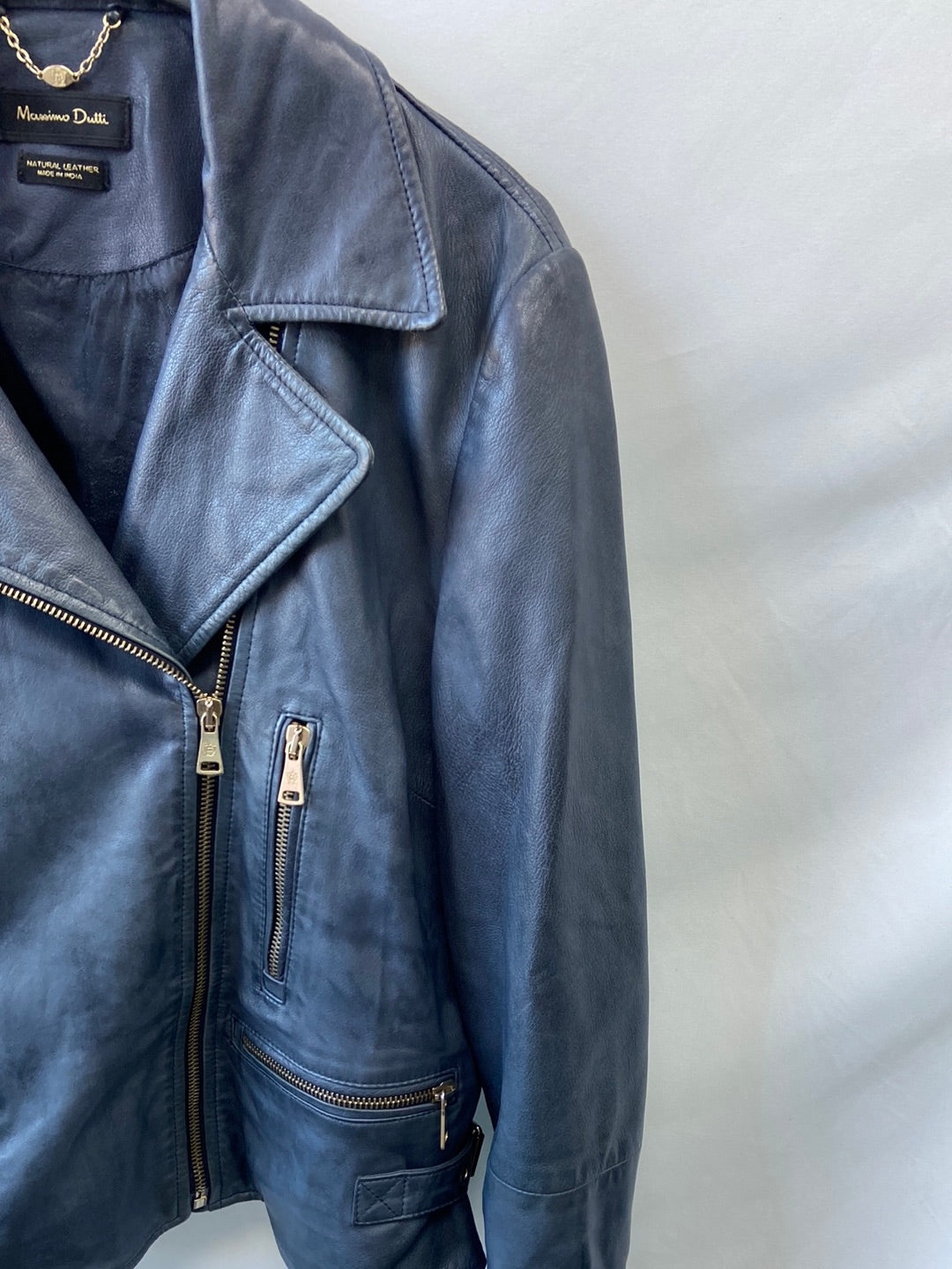 MASSIMO DUTTI. Cazadora piel azul T.XL