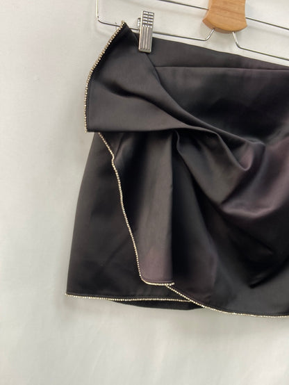 ZARA.Falda corta volante pedrería T.s