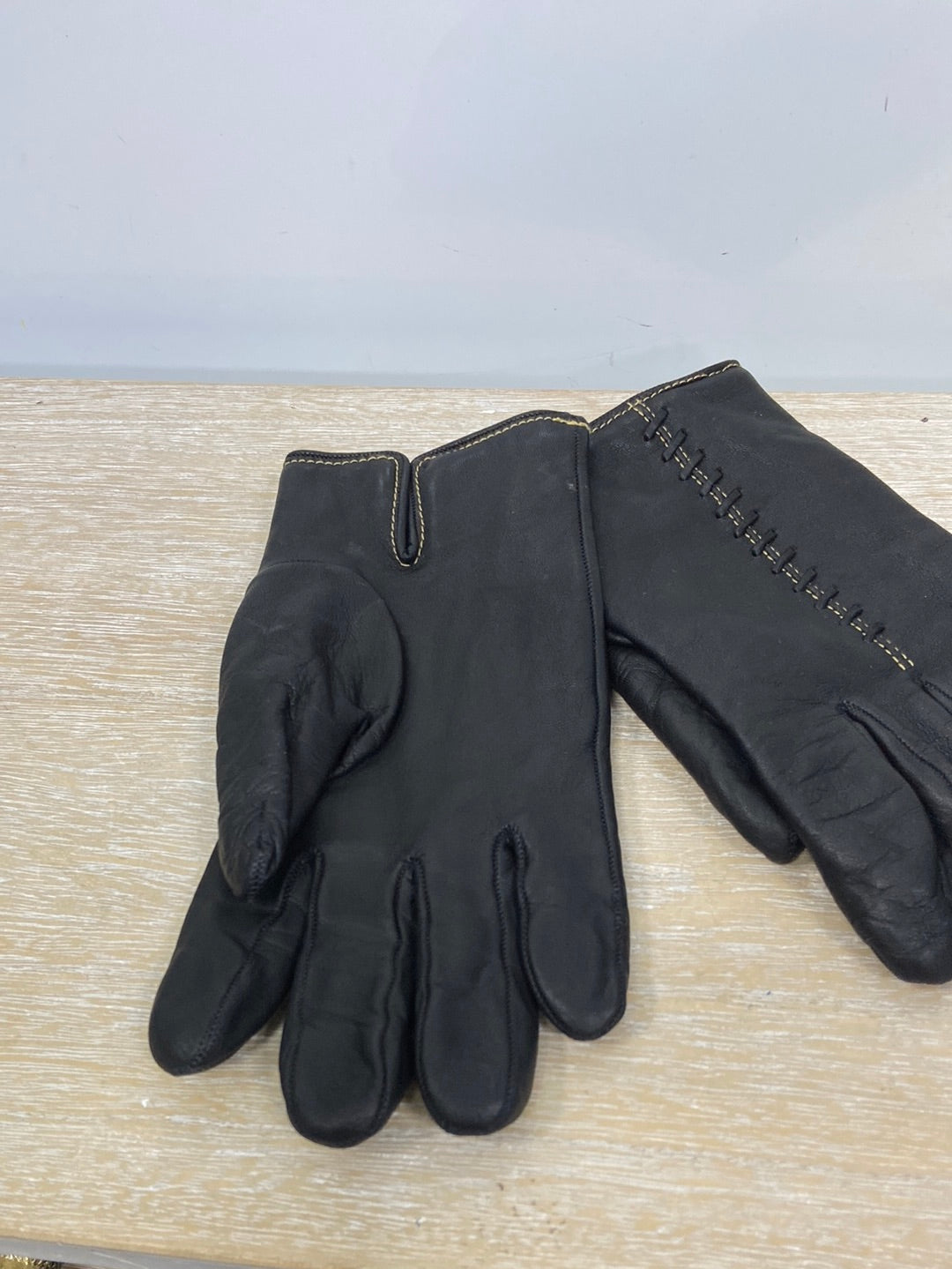 OTRAS. Guantes negros