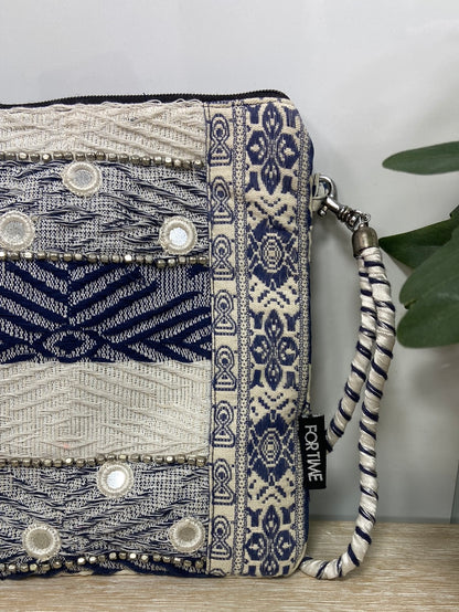 OTHER. Hippie bag with embroidered fabric and mirrors