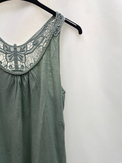 SFERA.Top verde encaje T.L
