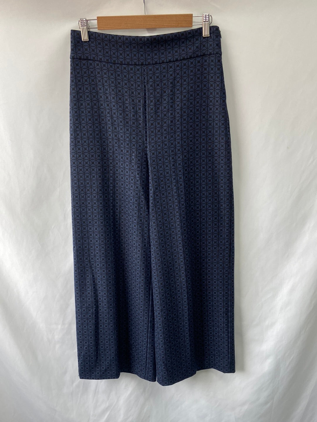 ZARA.Culottes azules y negros T.M