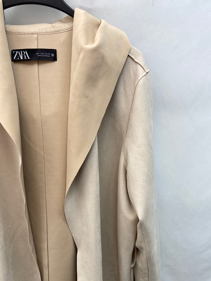 ZARA.Trench beige fino antelina T.L