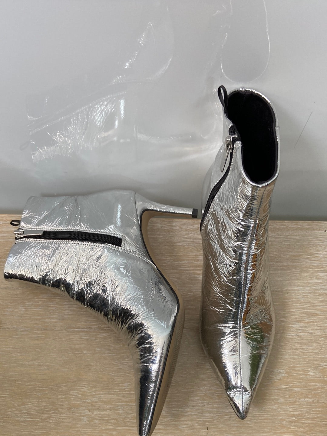 H&amp;M.Silver ankle boots size 39