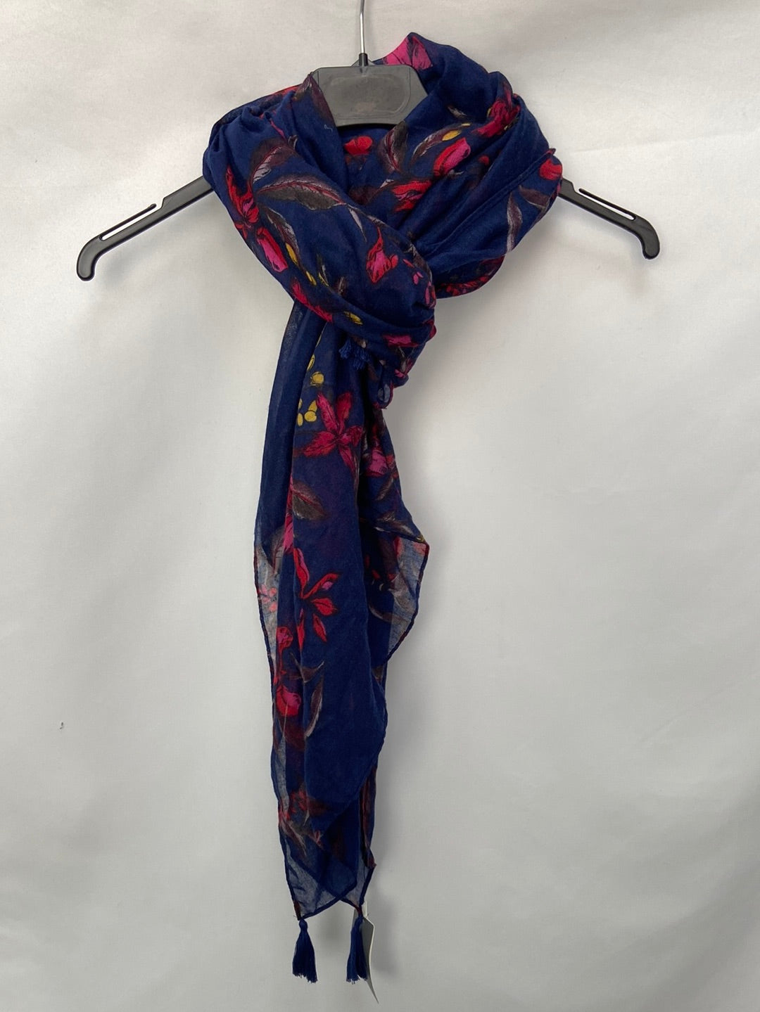 PARFOIS.Fular oversized estampado