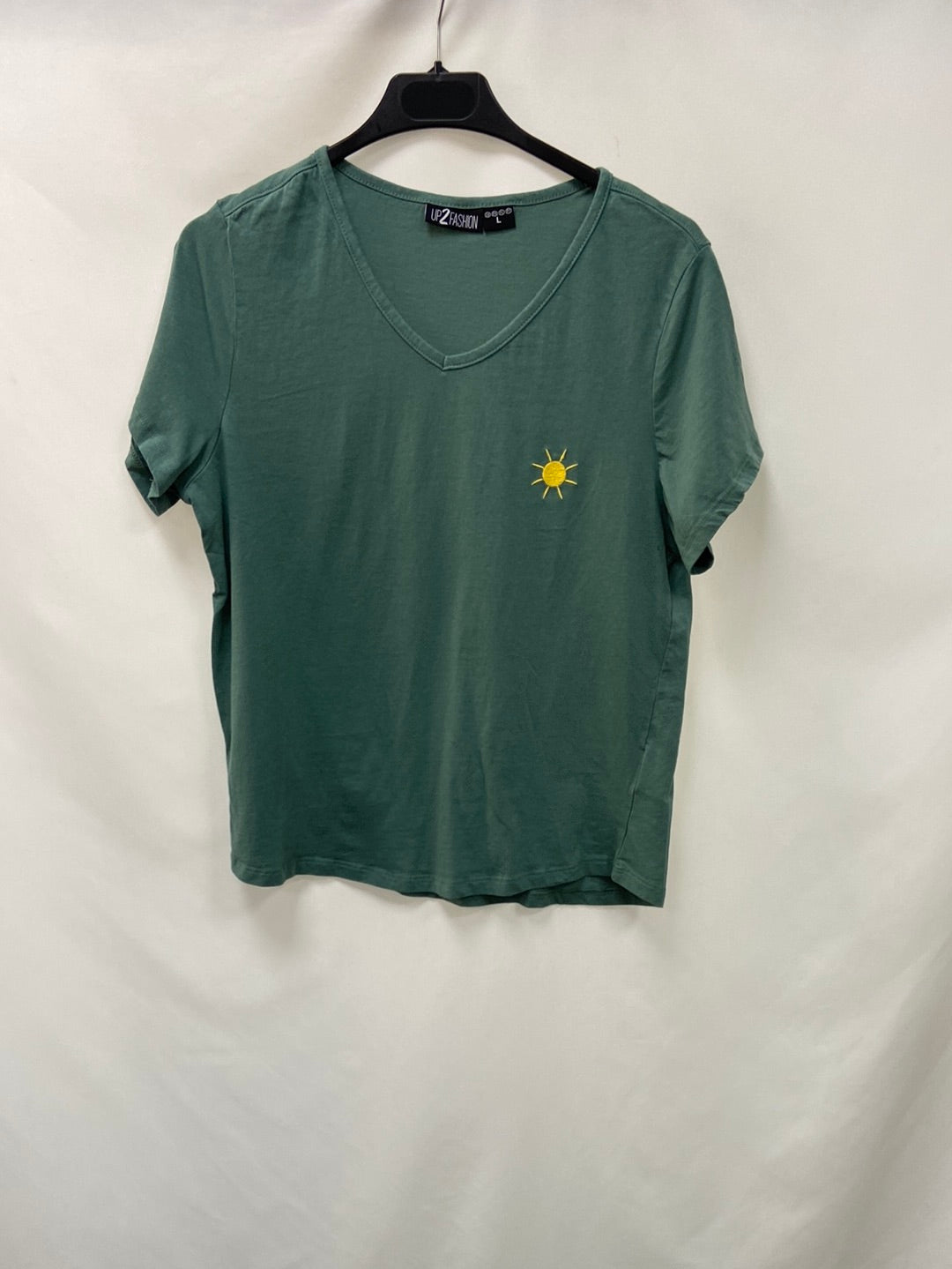 UP 2 FASHION.Green T-shirt TL