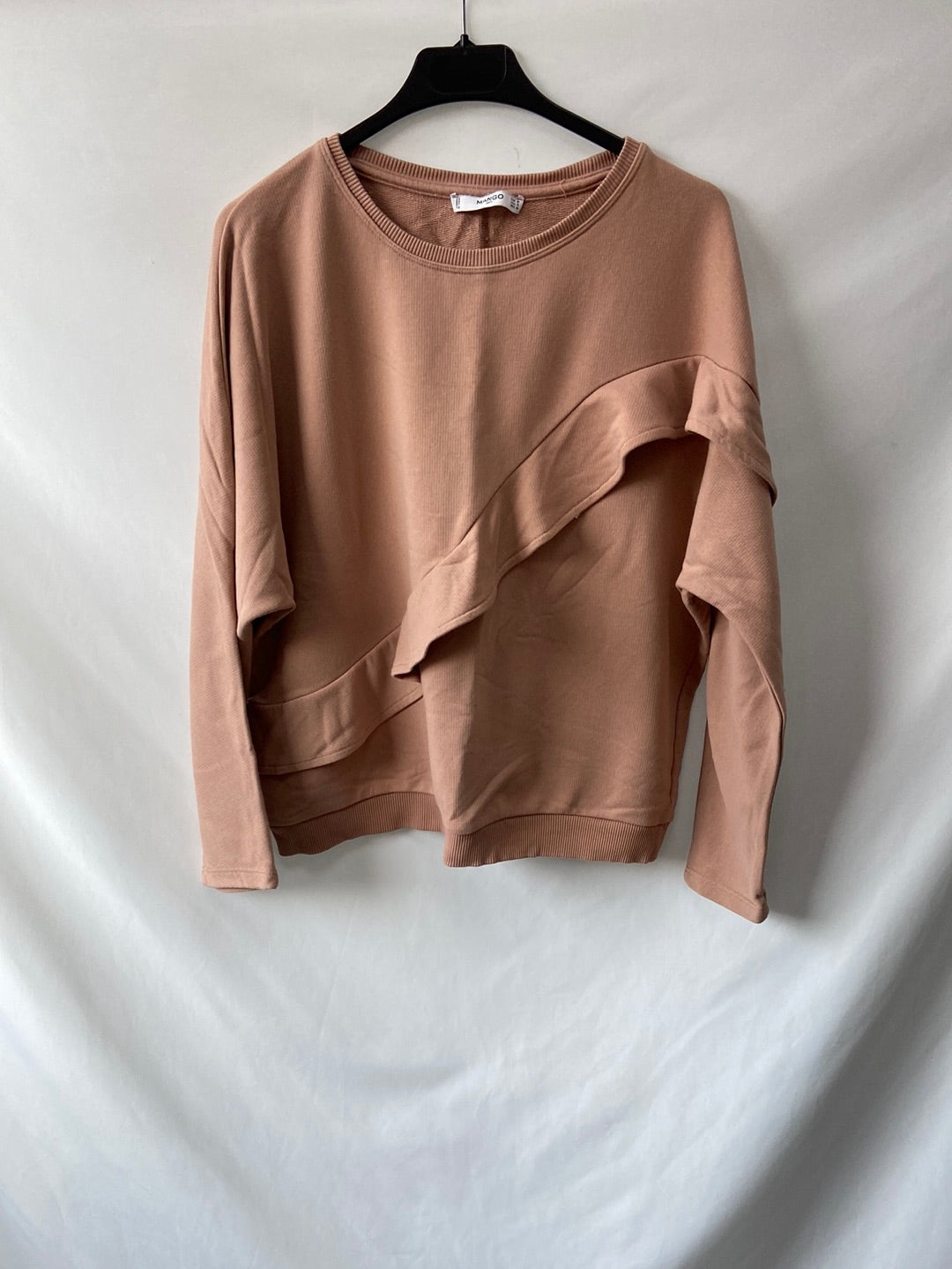 MANGO.Sudadera beige volante T.M