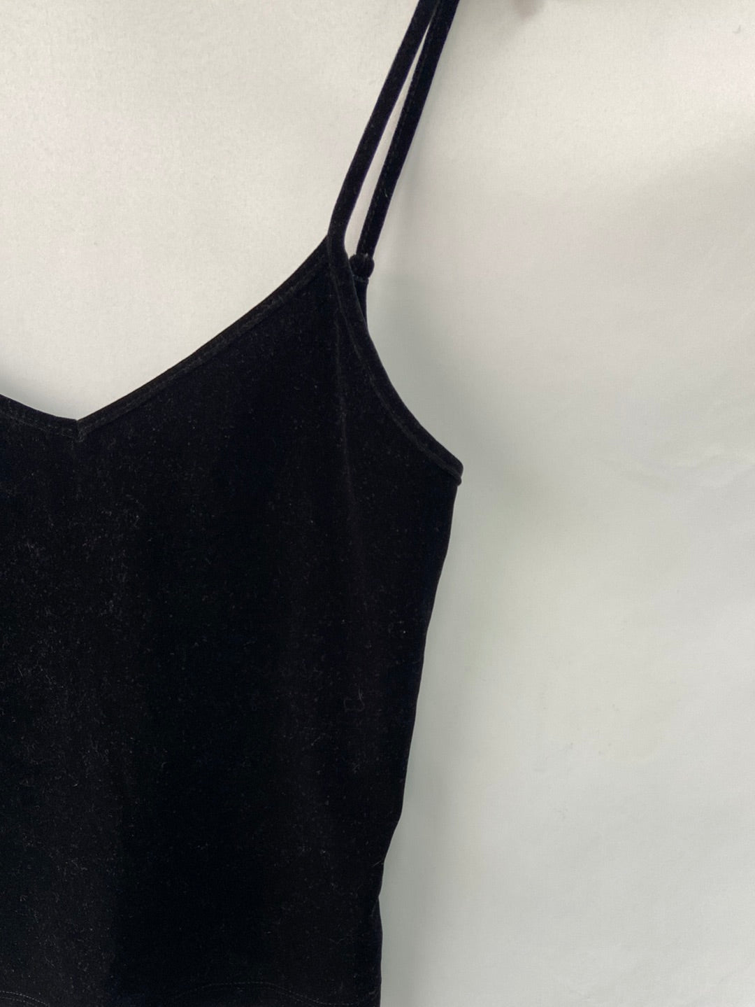 BERSHKA. Top  terciopelo ajustado T.s