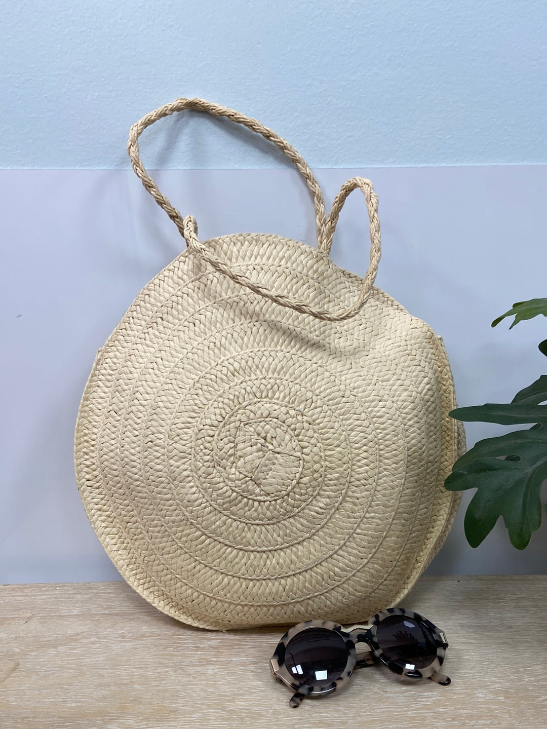OTHERS.Round raffia bag