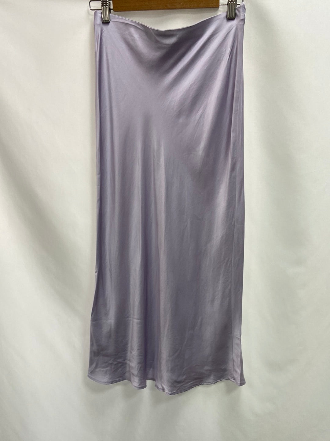 PARFOIS.Lilac satin skirt Ts/m