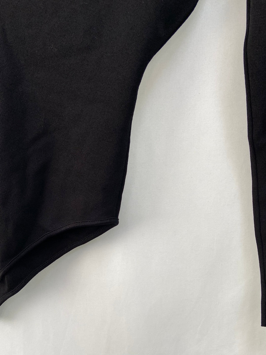 OTRAS.Body asimétrico abertura T.S