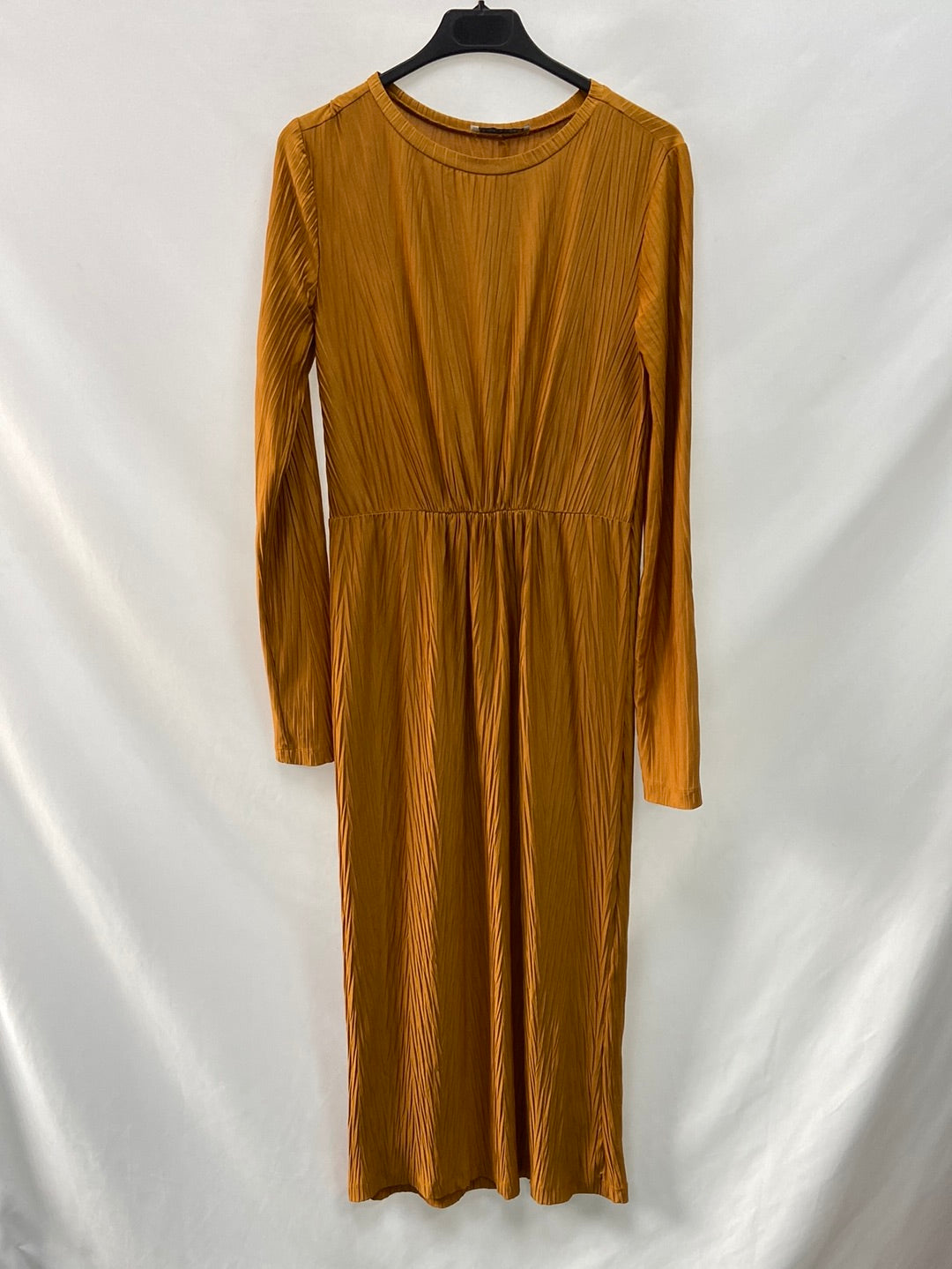 ZARA.Vestido largo mostaza fruncido t.m