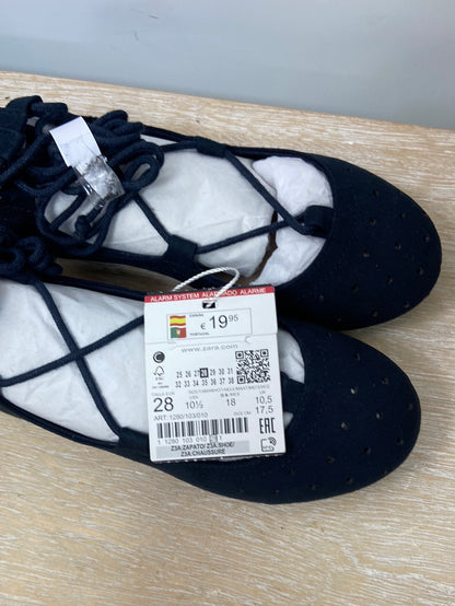 ZARA KIDS.Bailarinas azules cuerdas T.28