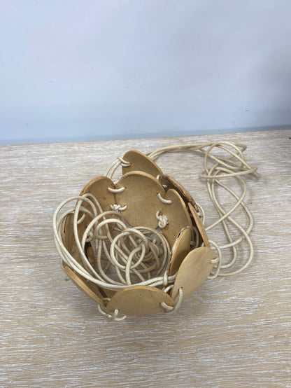 OTRAS. Cinturón madera