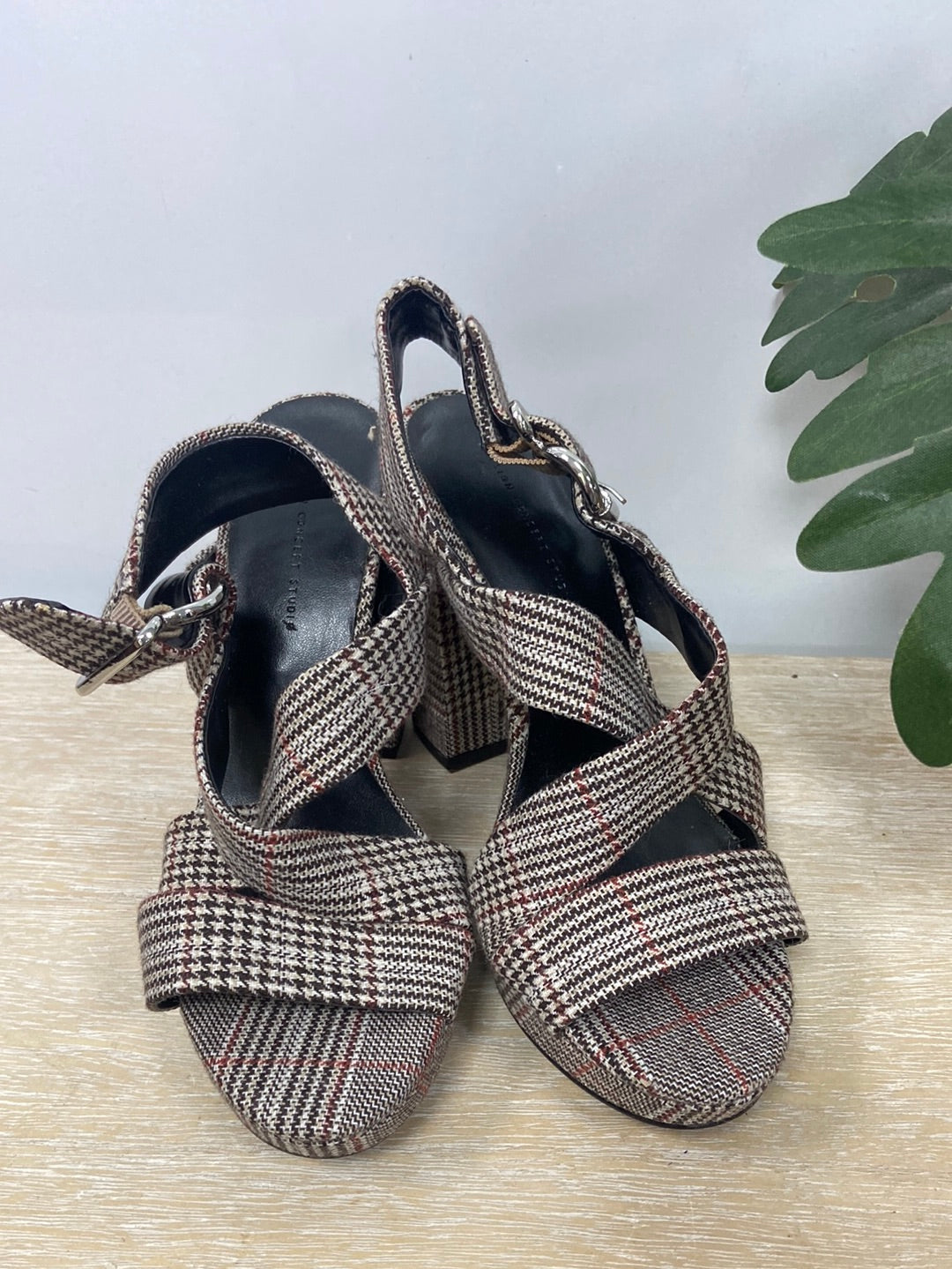 PULL&BEAR.Tacones pata de gallo T.37