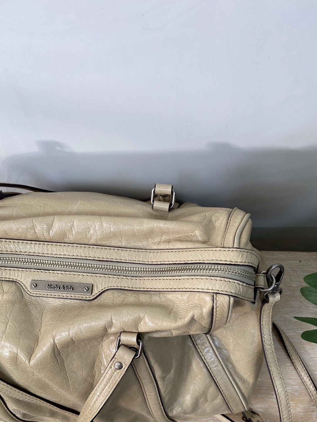 BIMBA Y LOLA.Bolso mediano piel beige