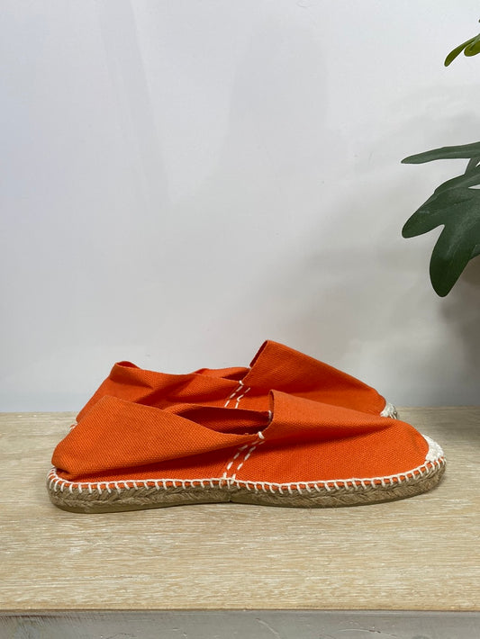 OTRAS.  Alpargatas naranjas T.37