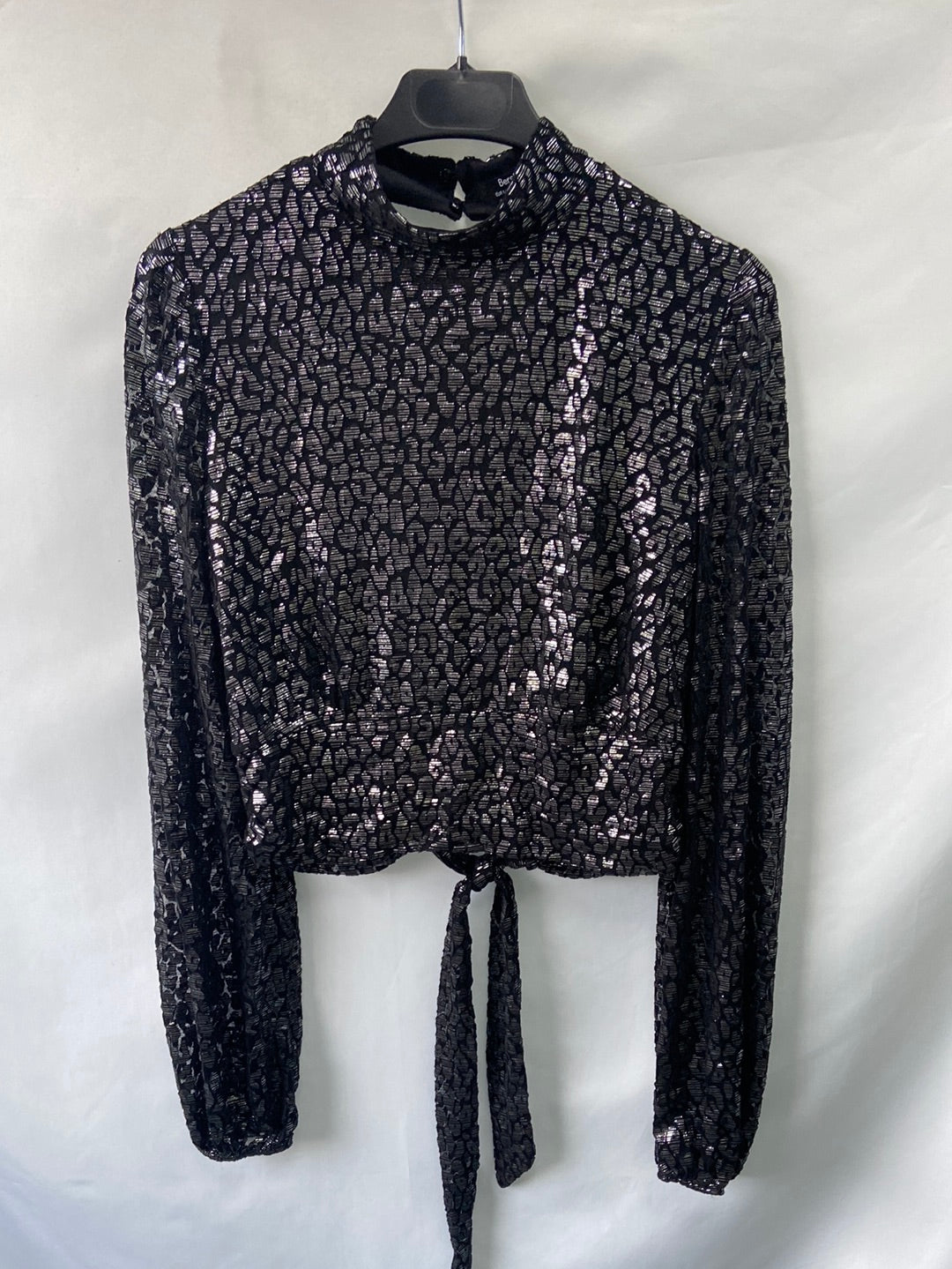 BERSHKA.Top espalda abierta T.M