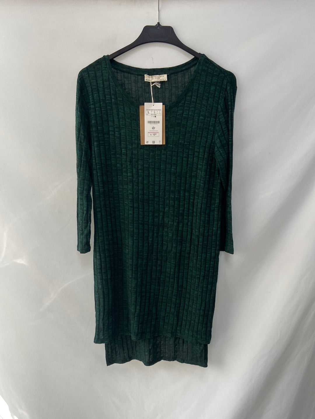 STRADIVARIUS. Tl green ribbed dress/top