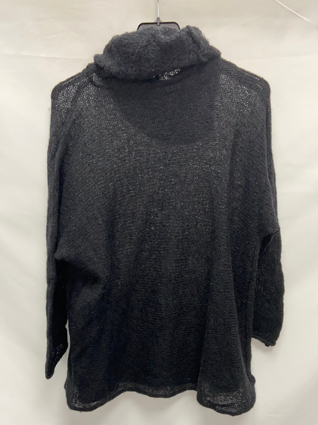 OTRAS.Jersey negro lana punto abierto T.M