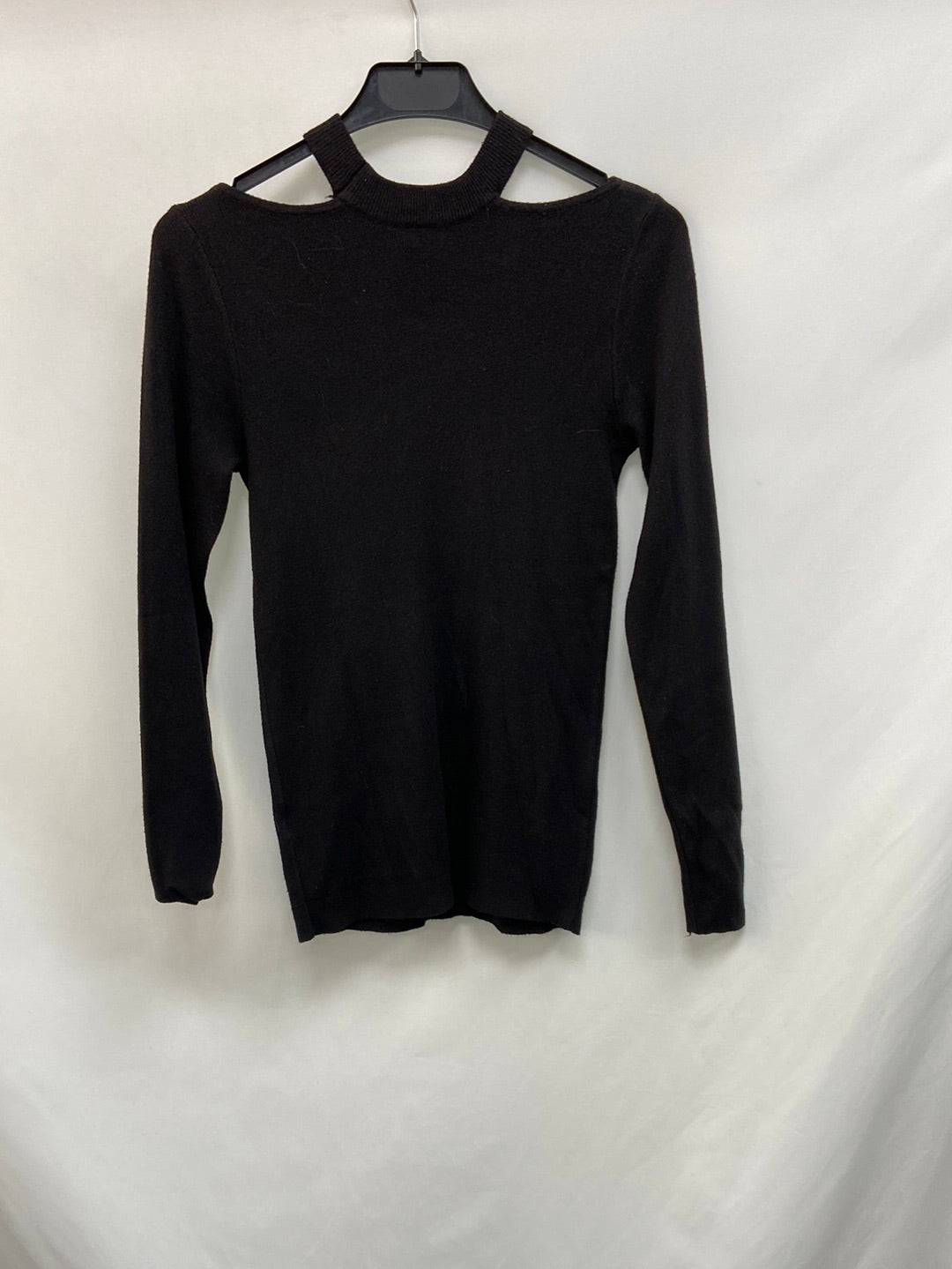 KATELINA.Jersey negro aberturas tachuelas T.L/XL (S)