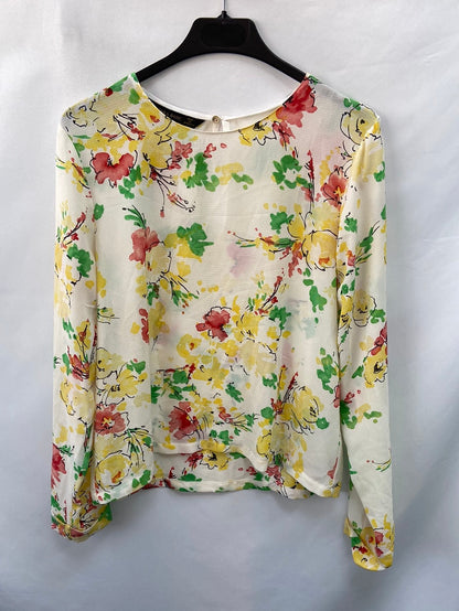 ZARA. Floral blouse Tm