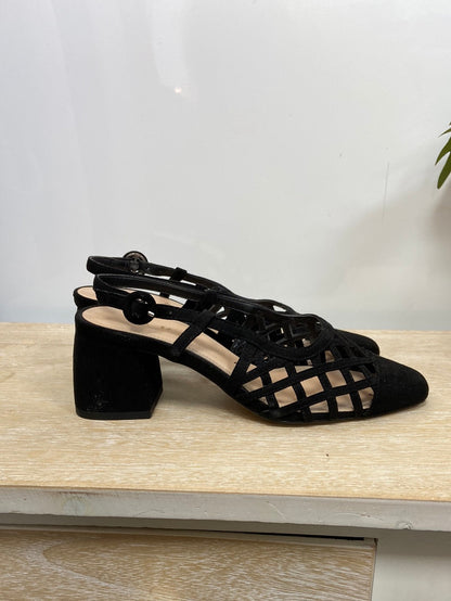 ZARA. Black mesh shoes, size 36