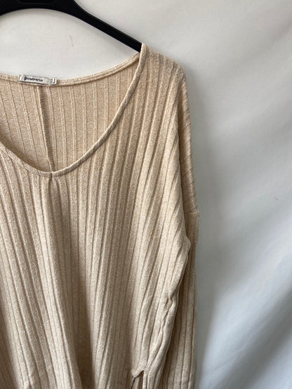 STRADIVARIUS.Camiseta beige punto canalé T.s