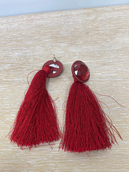 OTRAS.Pendientes rojos fleco