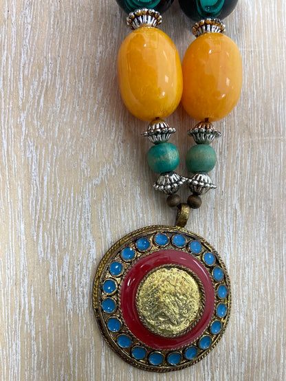 OTRAS.Collar hippie-chic