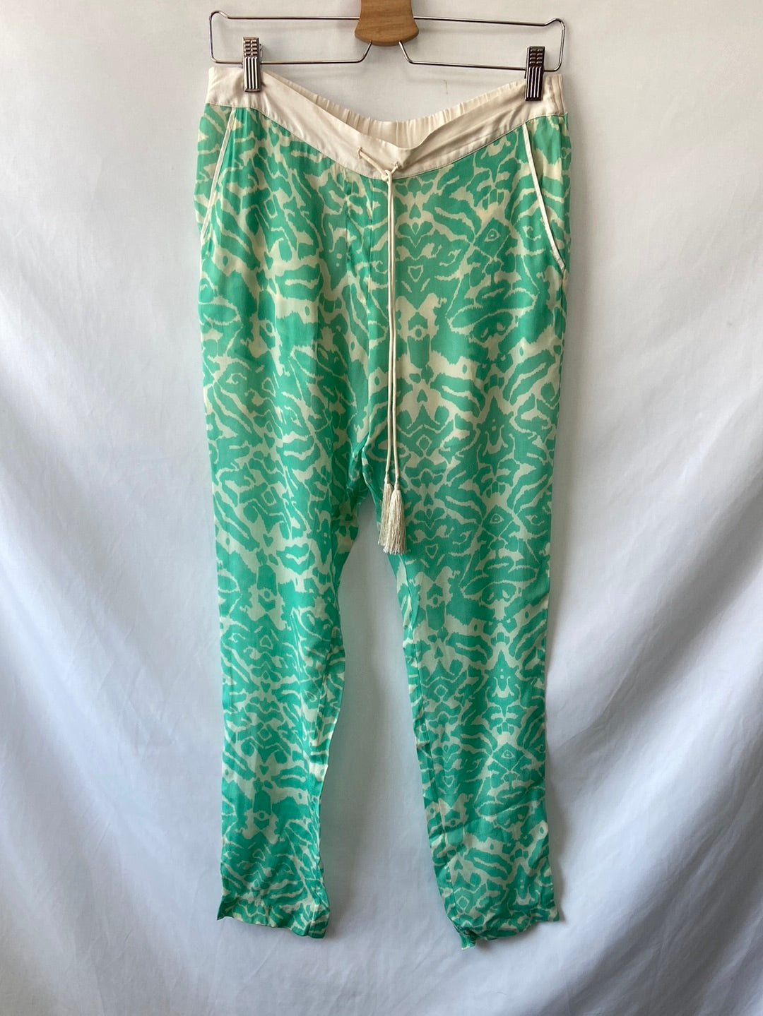 STELLA FOREST. Green flowy trousers size 36